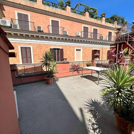 Campo De' Fiori Rooftop Apartment روما المظهر الخارجي الصورة